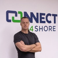 Bob Goedkoop standing in front of the Connect4Shore logo